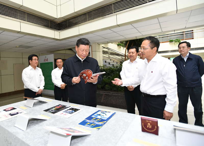 8月19日至22日，中共中央總書記、國家主席、中央軍委主席習近平在甘肅考察。這是21日下午，習近平在讀者出版集團有限公司考察。